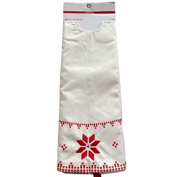 Ashland Christmas White Red Tree Skirt 48 Inch Snowflake Design PomPom Trim NWT - Picture 2 of 5